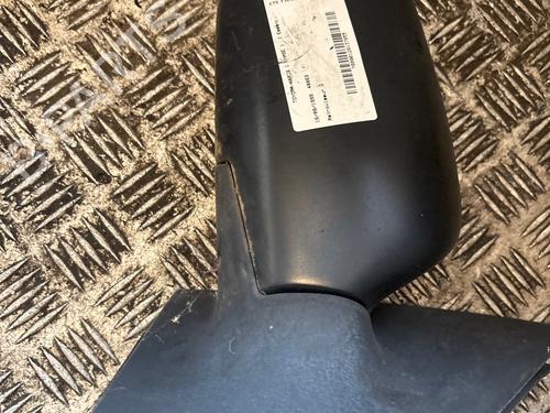 right-mirror-toyota-yaris-_p1_-1999-2000-2001-2002-2003-2004-2005-36557067 main image