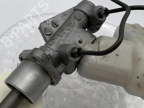 Brake master cylinder RENAULT TWINGO II (CN0_) 1.2 16V (CN04, CN0B) | BP28949511M77