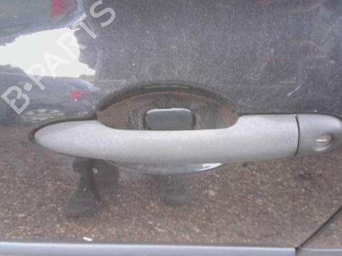 front-left-exterior-door-handle-renault-clio-iii-br01-cr01-2005-2006-2007-2008-2009-2010-2011-2012-2013-2014-32982051 main image