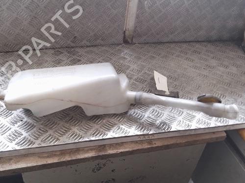 Windscreen washer tank RENAULT CLIO III (BR0/1, CR0/1) 1.5 dCi (BR17, CR17) | BP25304938C113 