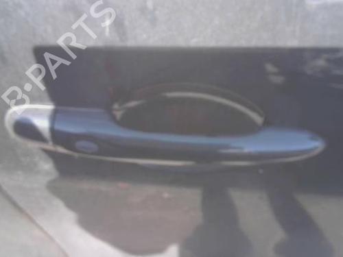 front-right-exterior-door-handle-renault-clio-iv-bh_-2012-2013-2014-2015-2016-2017-2018-2019-2020-2021-37024009 main image