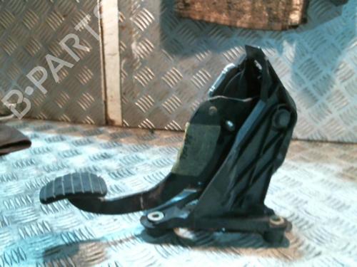 Used Clutch pedal Clutch pedal RENAULT VEL SATIS (BJ0_) 2.2 dCi (BJ0E, BJ0F) (150 hp) 22040976 22040976