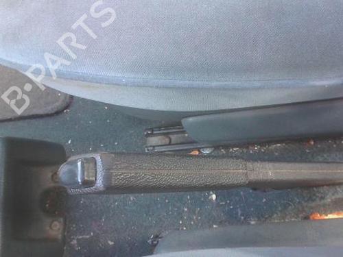 Frein à main RENAULT CLIO I (B/C57_, 5/357_) 1.4 (80 hp) 32984959