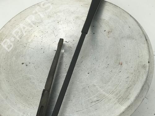 front-windshield-wiper-arm-ford-fiesta-iv-ja_-jb_-1995-1996-1997-1998-1999-2000-2001-2002-2003-2004-2005-2006-31595901 main image