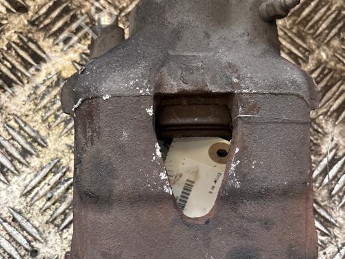 Used Left front brake caliper Left front brake caliper VW NEW BEETLE (9C1, 1C1) [1998-2012] 35989184 35989184