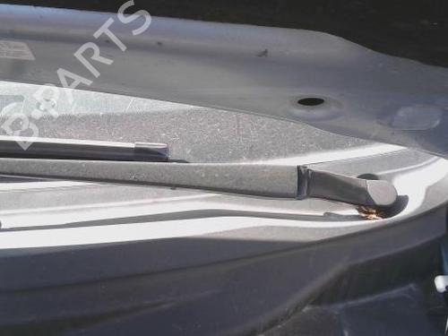 Used Front windshield wiper arm TOYOTA COROLLA Verso (ZER_, ZZE12_, R1_) 1.8 (ZNR11_, ZNR11R) (129 hp) 27732671