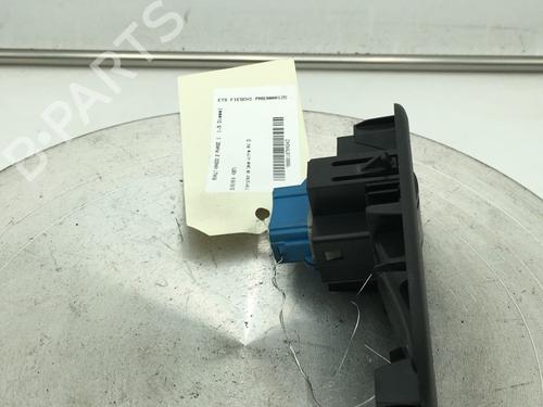 Right front window switch RENAULT KANGOO / GRAND KANGOO II (KW0/1_) 1.5 dCi 90 (KW05, KW08, KW0G, KW11) | BP31275374I26 - Image 2