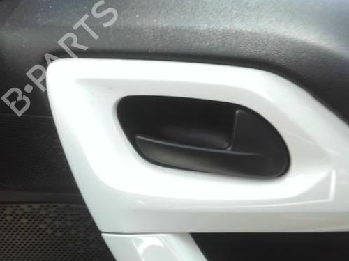 Used Front right interior door handle PEUGEOT 208 I (CA_, CC_) 1.0 VTi (68 hp) 26888408