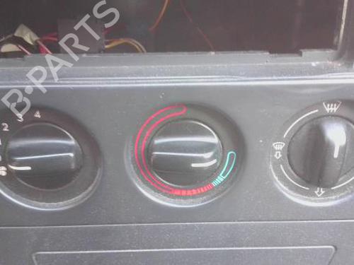 Used Climate control Climate control PEUGEOT 306 Hatchback (7A, 7C, N3, N5) 1.9 D (68 hp) 34359692 34359692