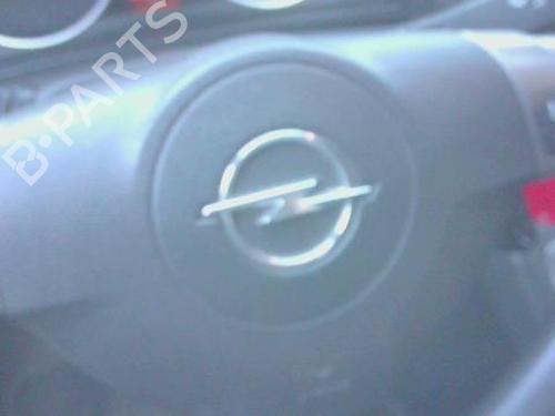 Used Driver airbag OPEL ZAFIRA / ZAFIRA FAMILY B (A05) 1.9 CDTI (M75) (120 hp) 31577133