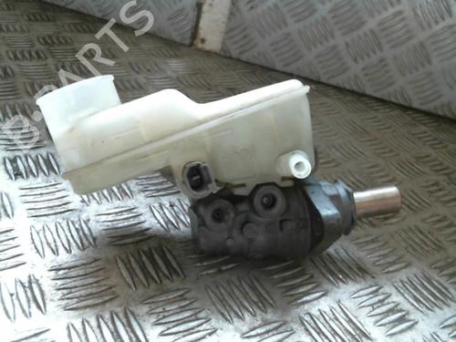 Used Brake master cylinder Brake master cylinder 20996307 20996307