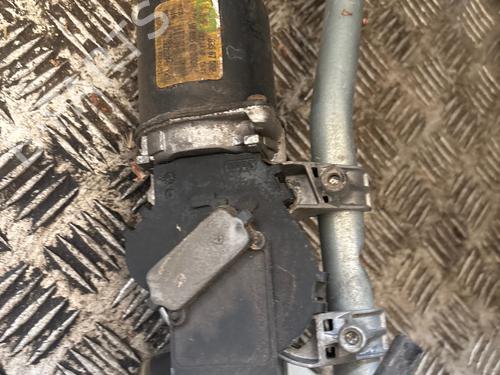 front-wiper-motor-renault-clio-iii-br01-cr01-2005-2006-2007-2008-2009-2010-2011-2012-2013-2014-34219913 main image