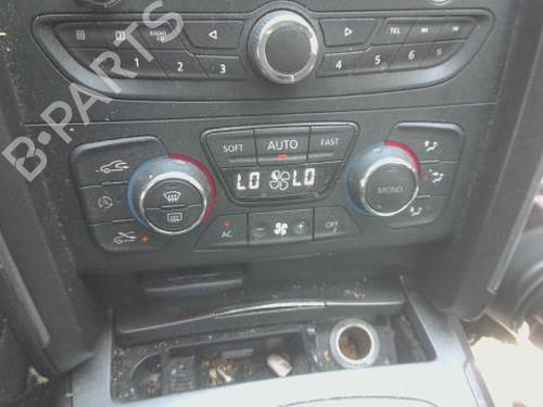Used Climate control RENAULT LATITUDE (L70_) 2.0 dCi 150 (L70H) (150 hp) 28019016