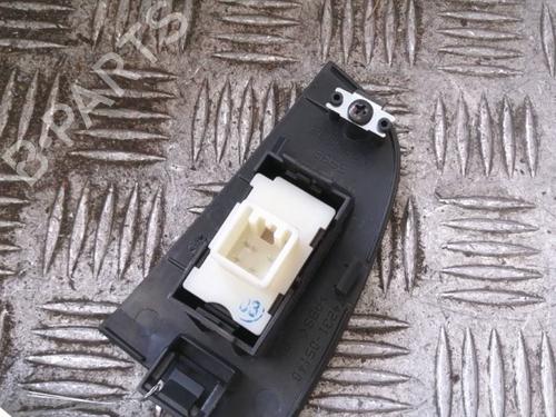 Used Right front window switch TOYOTA AVENSIS (_T25_) 2.0 D-4D (ADT250_, ADT250R) (126 hp) 27927322