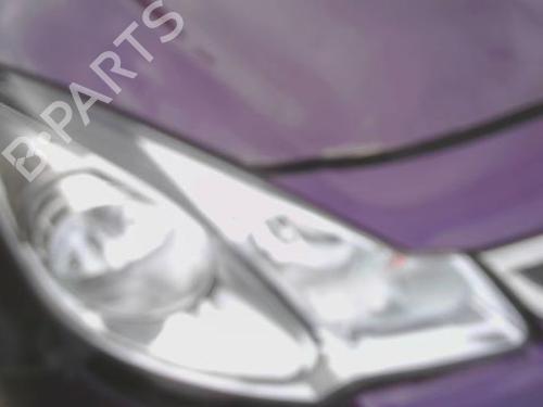 Used Right headlight Right headlight CITROËN C3 II (SC_) 1.2 VTi 82 (82 hp) 32520852 32520852