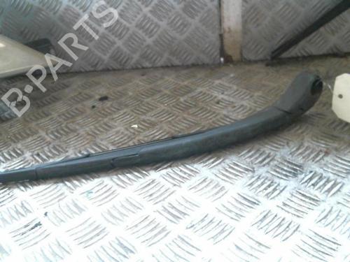 Used Rear windshield wiper arm RENAULT CLIO III (BR0/1, CR0/1) 1.5 dCi (C/BR0G, C/BR1G) (68 hp) 20990041