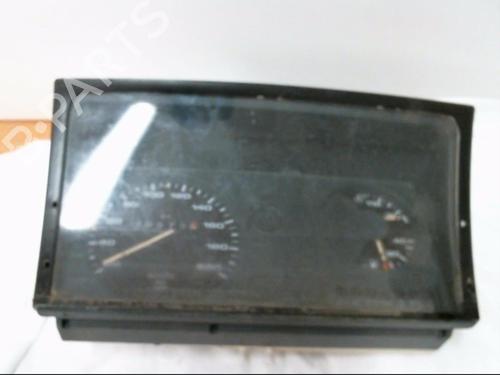 Used Instrument cluster VW POLO Coupe (86C, 80) [1981-1994]  20992111