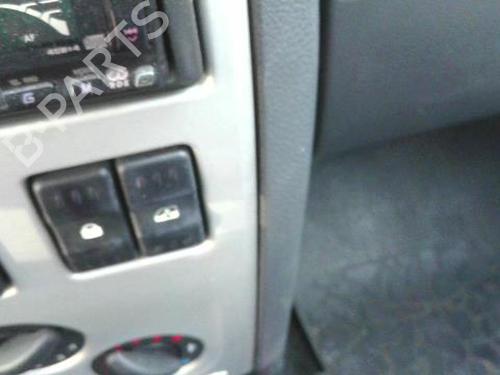 Used Right front window switch DACIA LOGAN (LS_) 1.5 dCi (LS0K) (68 hp) 26930356