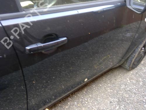 Used Right front door OPEL AGILA B (H08) 1.0 (F68) (65 hp) 26287016