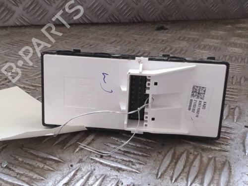 Used Switch Switch HYUNDAI BAYON (BC3) 1.0 T-GDI 48V-Hybrid (101 hp) 24403335 24403335