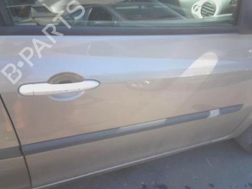 right-front-door-renault-clio-iii-br01-cr01-2005-2006-2007-2008-2009-2010-2011-2012-2013-2014-38163337 main image