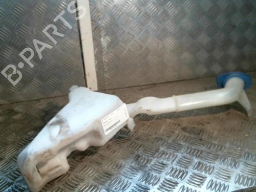 Used Windscreen washer tank VW POLO (9N_, 9A_) 1.2 12V (64 hp) 20989137