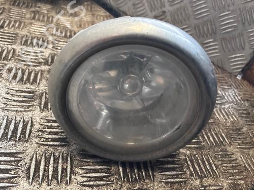 right-front-fog-light-hyundai-santa-fe-i-sm-2000-2001-2002-2003-2004-2005-2006-36415898 main image