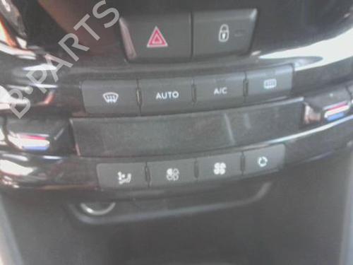 AC-Styringsenhed/Manøvreenhed AC-Styringsenhed/Manøvreenhed PEUGEOT 208 I (CA_, CC_) 1.2 THP 110 (110 hp) 37609580 37609580