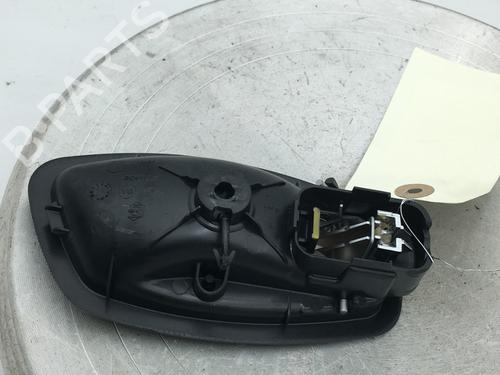 Used Rear left interior door handle Rear left interior door handle RENAULT CLIO IV (BH_) 0.9 TCe 90 (BHNF, BHMA, BHMH, BHJK, BHJR) (90 hp) 31018391 31018391