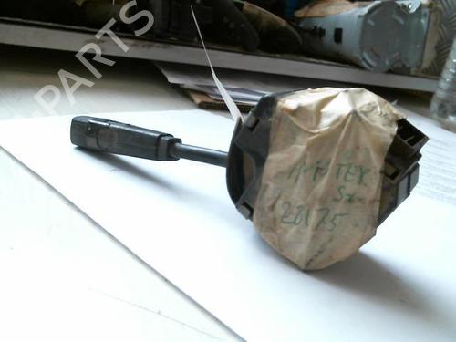 Used Switch RENAULT MASTER I Van (T__) 28-35 2,5 D (75 hp) 22042596