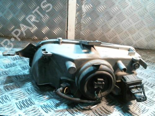 Used Right headlight FIAT PUNTO (176_) 1.7 TD (176AT) (63 hp) 20992713