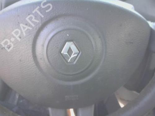 Used Driver airbag RENAULT CLIO III (BR0/1, CR0/1) 1.2 16V Hi-Flex (BR1U, CR1U) (75 hp) 28840388