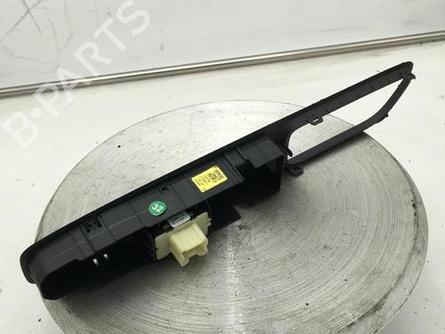 Right front window switch RENAULT CLIO IV (BH_) 0.9 TCe 90 (BHNF, BHMA, BHMH, BHJK, BHJR) | BP31018364I26
