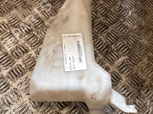 windscreen-washer-tank-vw-fox-hatchback-5z1-5z3-5z4-2003-2004-2005-2006-2007-2008-2009-2010-2011-2012-2013-2014-2015-36240449 main image