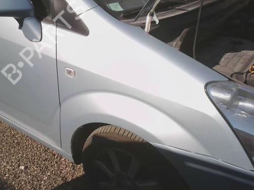 Used Right front fenders TOYOTA COROLLA Verso (ZER_, ZZE12_, R1_) 1.8 (ZNR11_, ZNR11R) (129 hp) 27732674