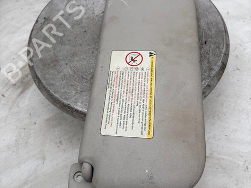 Used Right sun visor Right sun visor 39037636 39037636