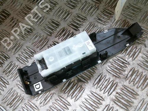 Right front window switch NISSAN MURANO II (Z51) 2.5 dCi 4x4 | BP20997545I26 