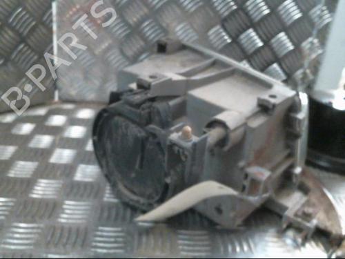 Højre forlygte Højre forlygte RENAULT CLIO I (B/C57_, 5/357_) 1.4 (80 hp) 21001137 21001137