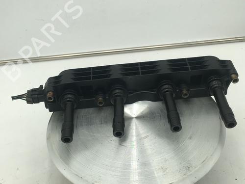 Used Ignition coil OPEL CORSA C (X01) 1.4 (F08, F68) (90 hp) 30479965
