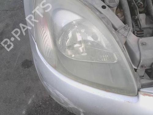 right-headlight-toyota-yaris-_p1_-1999-2000-2001-2002-2003-2004-2005-39473678 main image