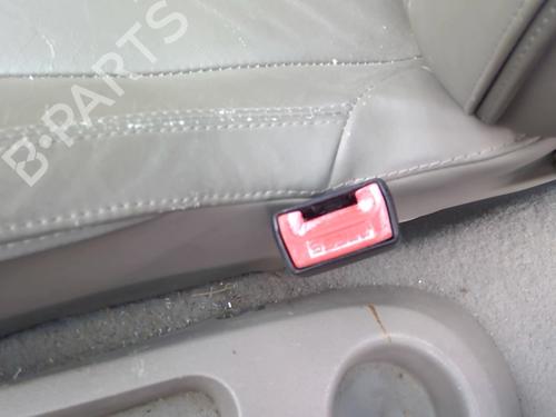 Used Seat buckle RENAULT CLIO III (BR0/1, CR0/1) 1.6 16V (BR05, BR0B, BR0Y, BR15, BR1J, BR1M, BR1Y, CR0B,... (112 hp) 26505532