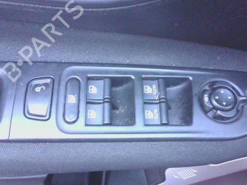 Used Switch Switch JEEP RENEGADE SUV (BU, B1, BV) 1.6 CRD (120 hp) 35939132 35939132
