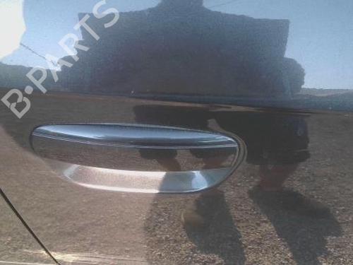 Used Front right exterior door handle AUDI A3 Sportback (8PA) 1.6 TDI (105 hp) 28053697