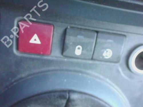 Pulsante luci di emergenza PEUGEOT PARTNER Tepee 1.6 HDi 75 (16V) (75 hp) 31308685