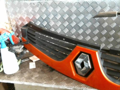 Grille RENAULT MASTER II Van (FD) 2.5 dCi | BP22038618C40 