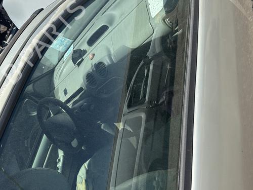 Używane Szyba drzwi przednich prawych RENAULT TWINGO I (C06_) 1.2 16V (C060) (60 hp) 26293818