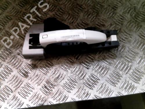 Maneta exterior delantera izquierda AUDI Q3 (8UB, 8UG) 1.4 TSI (150 hp) 22416157
