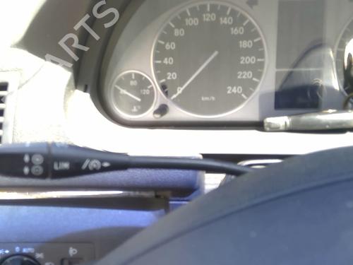 Used Switch MERCEDES-BENZ B-CLASS Sports Tourer (W245) B 180 CDI (245.207) (109 hp) 26289809