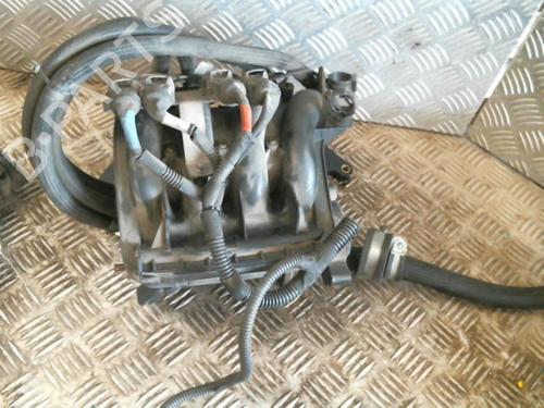 Used Intake manifold Intake manifold CITROËN SAXO (S0, S1) 1.4 VTS (75 hp) 22038239 22038239