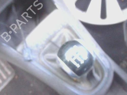 Used Shift knob CITROËN DS3 (SA_) 1.4 HDi 70 (SA8HP4) (68 hp) 31330257
